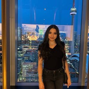 Meet your Posher, Victoria